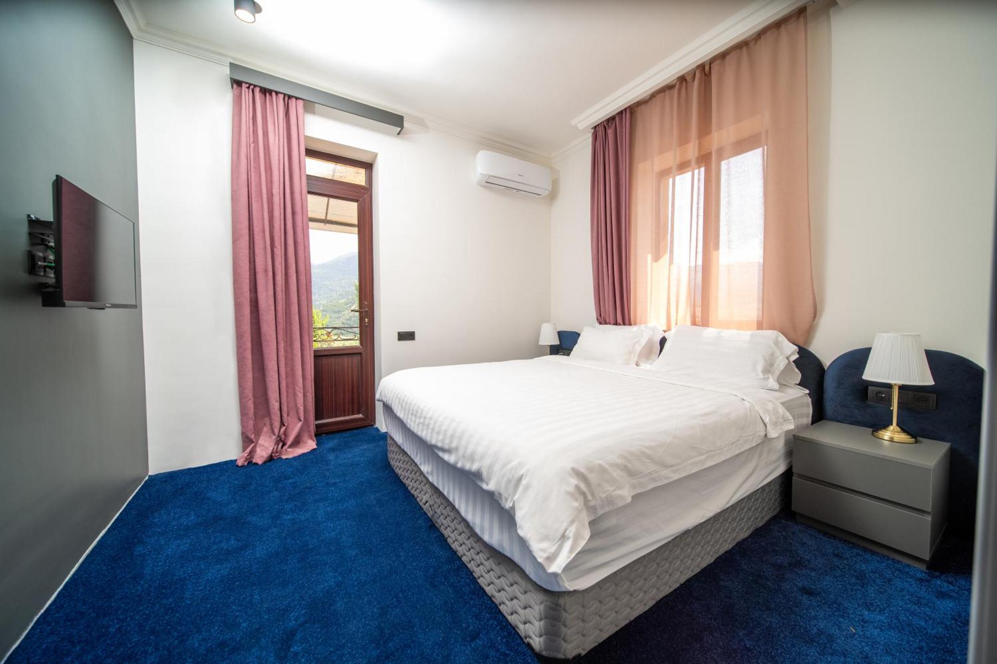 Kefilyan Family Hotel Sanain Екстер'єр фото