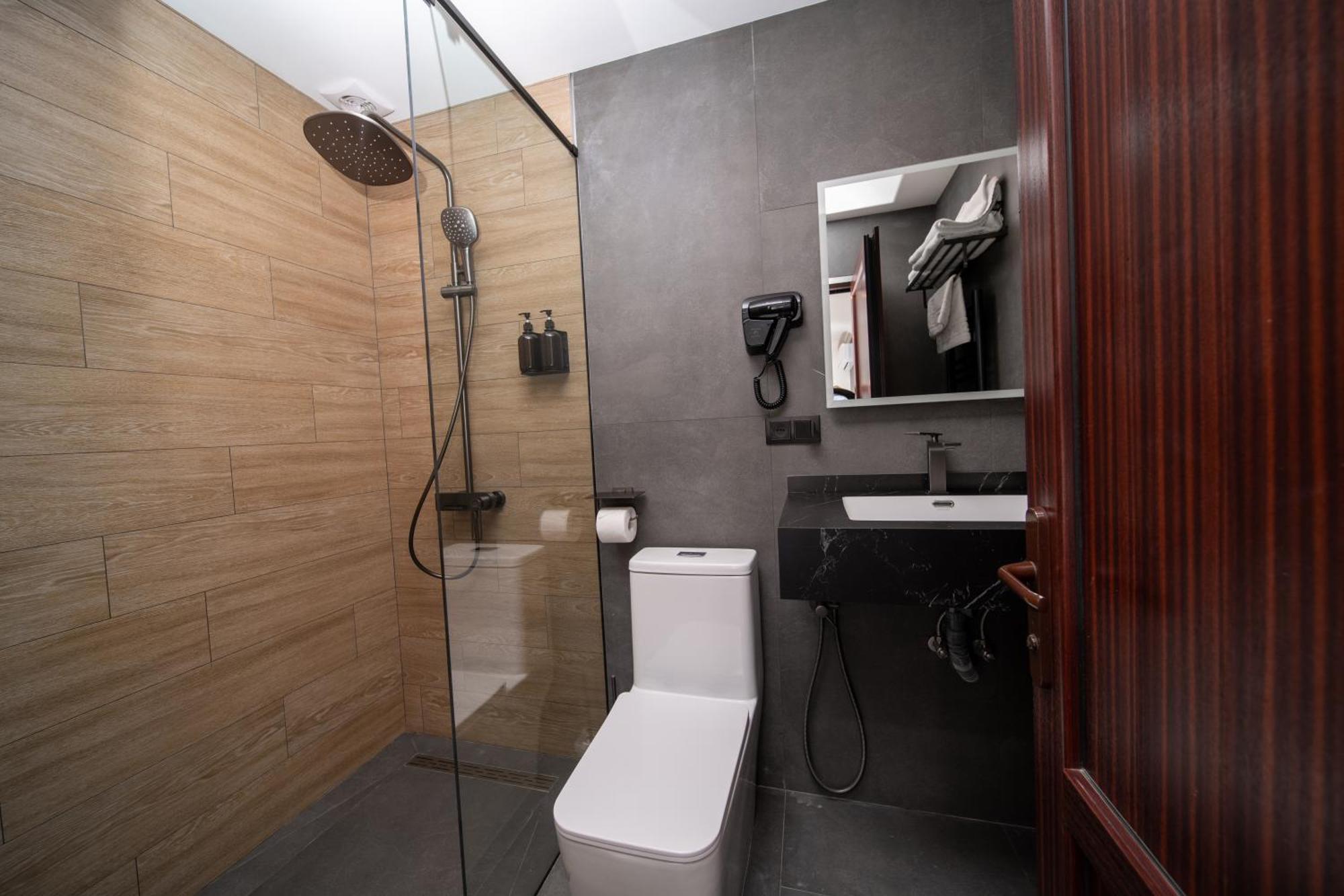 Kefilyan Family Hotel Sanain Екстер'єр фото